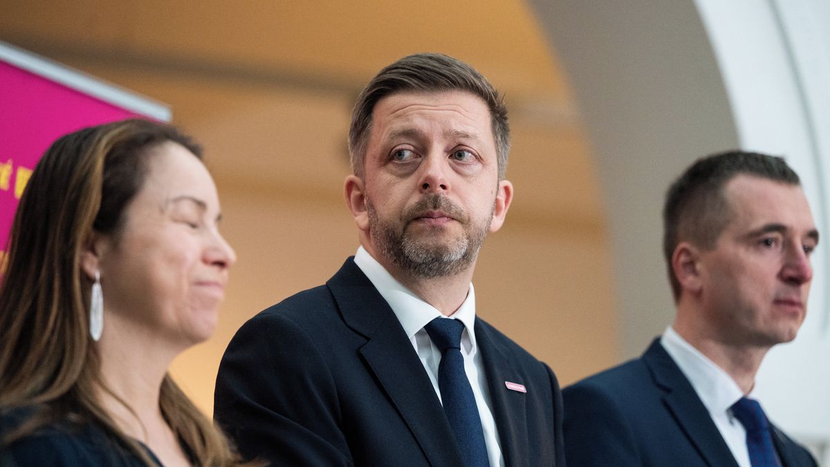 Poslanci nezvolili Rakušana místopředsedou Sněmovny ani na čtvrtý pokus